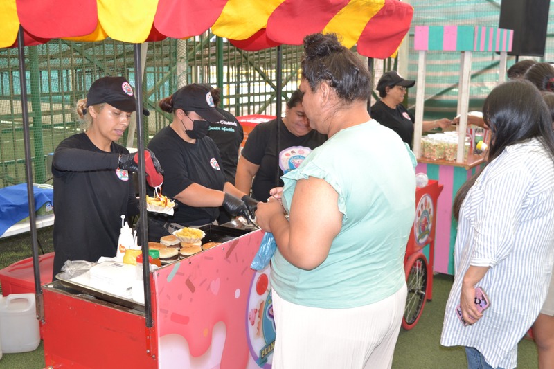Carro de comida en evento al aire libre