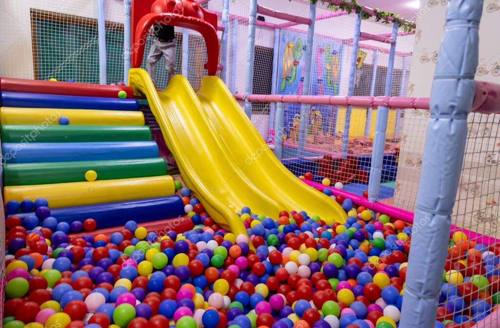 Zona de juegos y entretención para fiesta infantil